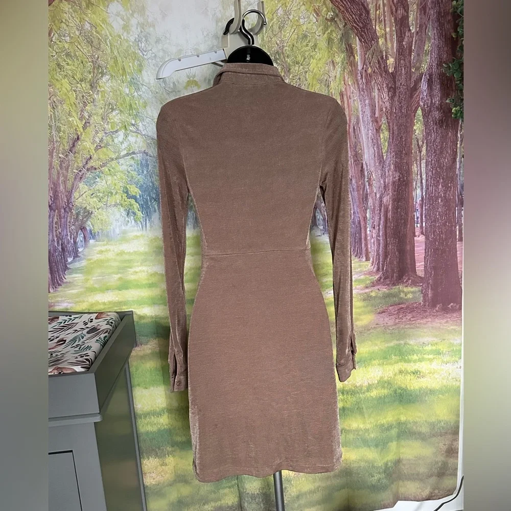 Bardot The Gathered Slinky Dress In Stone Size Small - Picture 3 of 9